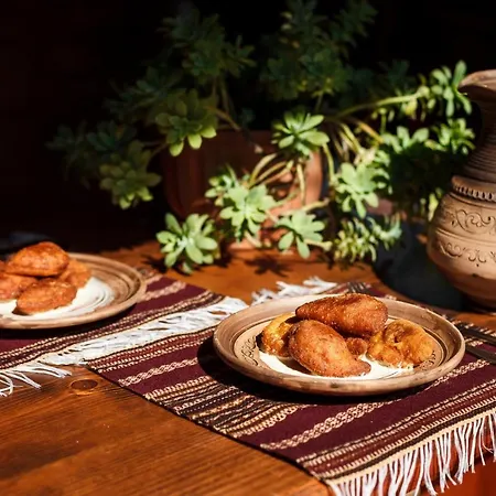 хата різьбяра Lodge