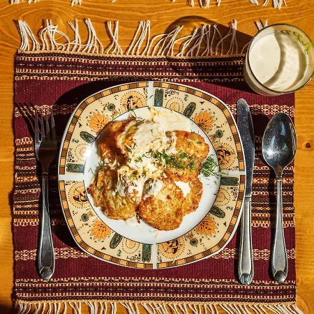 Lodge хата різьбяра Beloberezka