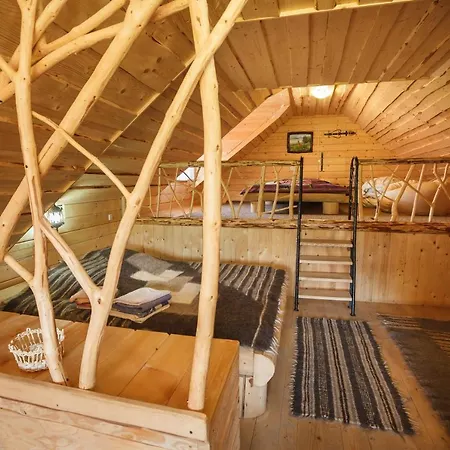 хата різьбяра Lodge Beloberezka